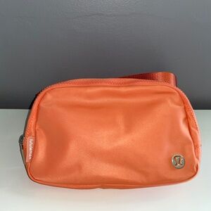 LULULEMON Coral Kiss Everywhere Belt Bag 1L